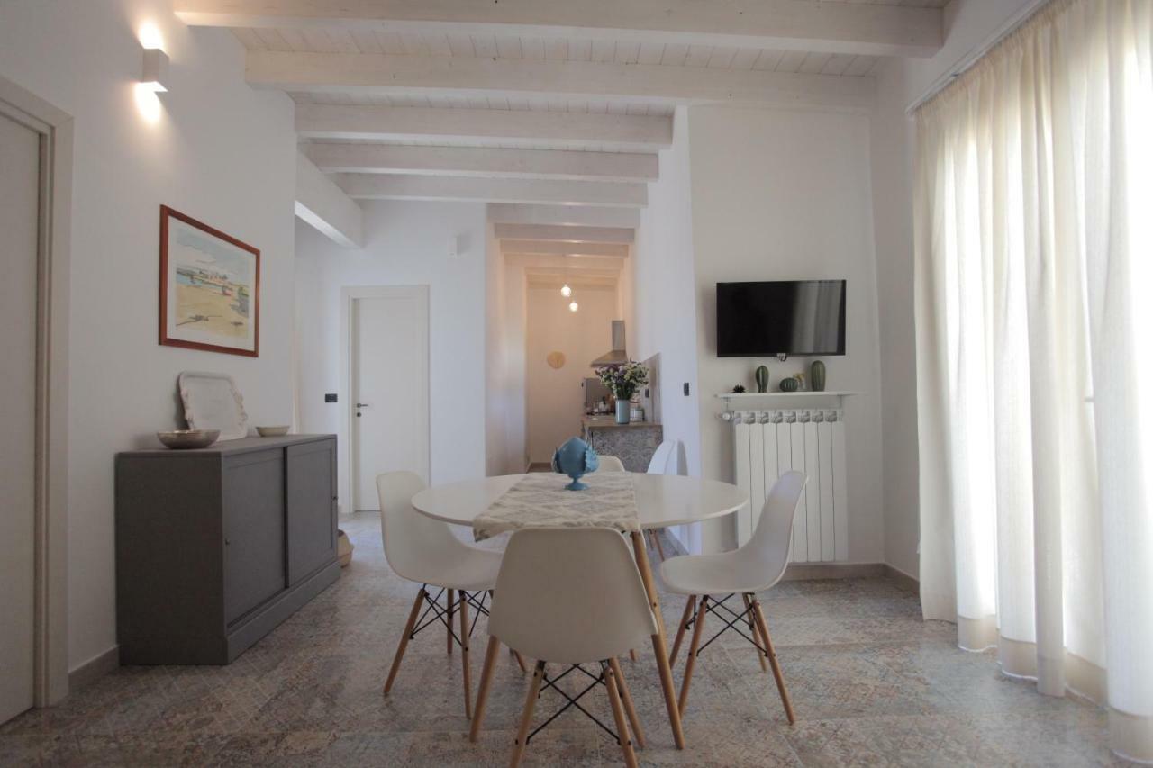 La Bianca Terrazza Villa Alessano Exterior photo